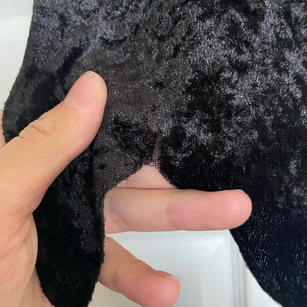 N/A elegant black